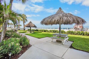 Terrace/patio - Sand Dollar 210 is a 3 bedroom 2 bath Gulf Front Condo (Indian Shores)