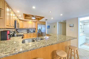 Fridge, microwave, coffee/tea maker, toaster