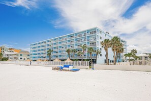 Exterior - Sand Dollar 411 is a Silver Tier 2 - bedroom 2 bath Gulf Front Condo (Indian Shores)