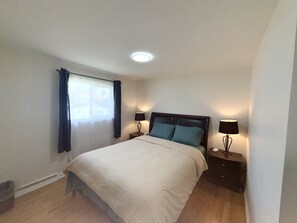 3 bedrooms, WiFi, bed sheets