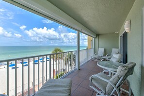 Property grounds - Ram Sea 205 is a Silver Tier 3-bedroom 2 bath Gulf Front Condo (N. REDINGTON BEACH)