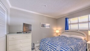 3 bedrooms, iron/ironing board, travel crib, free WiFi