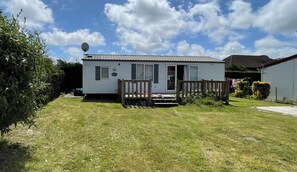 Exterior - Bungalow in Rang-du-Fliers (Rang-du-Fliers)
