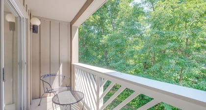 Resort Condo w/ Marina Access in Williamsburg!