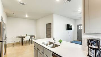 Apartemen (3 Bedrooms) | Interior