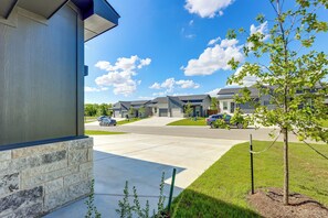 Apartment (3 Bedrooms) | Interior - 2 Mi to Downtown Temple: Newly Built Townhome! (Temple)