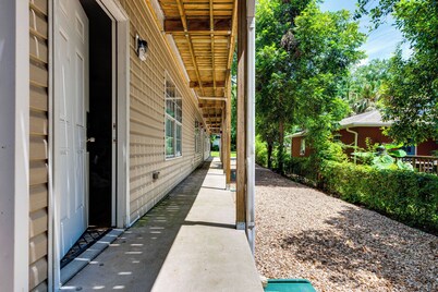 Universities, Parks & More: Getaway in Tallahassee