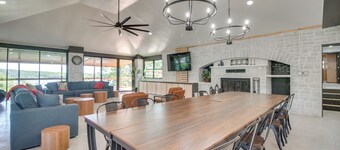 Waterfront Hot Tub - Luxe Home on Grand Lake!