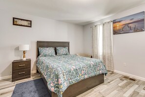 Apartment (3 Bedrooms) | Interior - 2 Mi to Dtwn Attleboro: Pet-friendly Apt! (Attleboro)