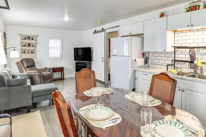 < 1 Mi to Enmu: Pet-friendly Home in Portales!