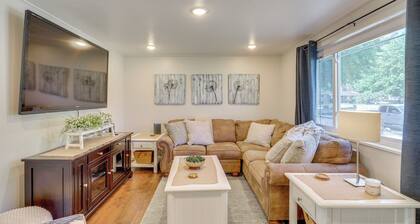 1 Mi to Main Street Vernal: Updated Home w/ Yard!