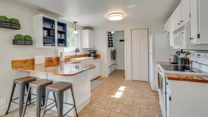 Hús (2 Bedrooms) | Að innan