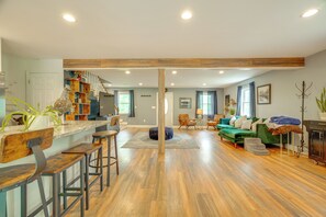 House (2 Bedrooms) | Interior - Walk to Putnam Lake: Updated Home w/ Deck (Patterson)