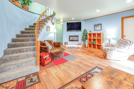 Casa (4 Bedrooms) | Fachada da propriedade. Family Retreat 2 Mi to Santa's House: Pets Welcome