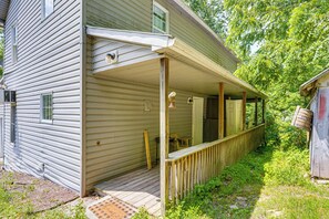 Apartment (1 Bedroom) | Interior - Honey Bee Farm On-site: Susquehanna Valley Apt! (Mount Pleasant Mills)