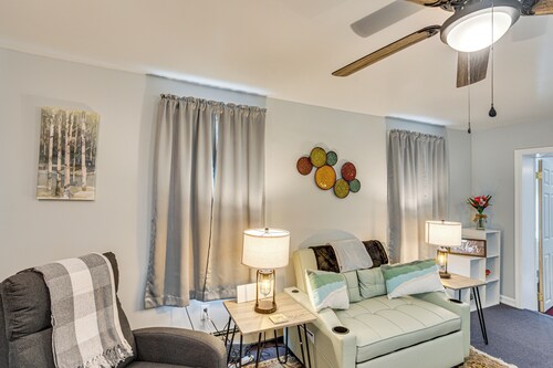 Honey Bee Farm On-site: Susquehanna Valley Apt!