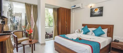 Premium bedding, memory foam beds, minibar, desk