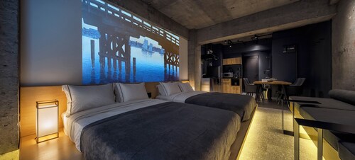 US31 Yamanote Line a famous Japanese designer apartmentdirectly to Ueno2 minutes