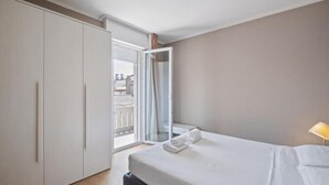 公寓, 1 張標準雙人床和 1 張沙發床, 陽台 | 筆電工作空間、熨斗/熨衣板、免費無線上網、床單