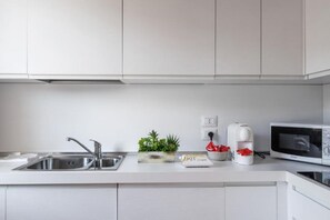 Apartment, 1 Double Bed with Sofa bed, Balcony | Private kitchen | Fridge, microwave, stovetop, dishwasher - JOIVY Padova Porta San Giovanni (Padova)