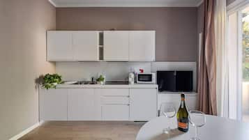 Căn hộ, 1 giường đôi và sofa giường | Bếp riêng | Tủ lạnh, lò vi sóng, bếp nấu, máy rửa bát