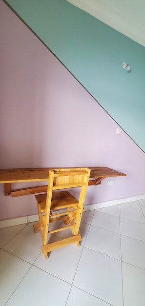 Standard Double or Twin Room, Balcony, Lake View | Desk