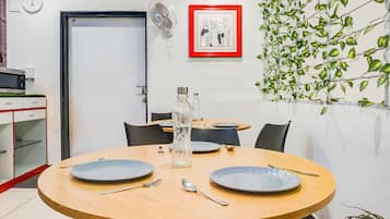 House | Tempat makan