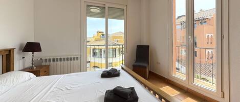 1 chambre, Wi-Fi gratuit, draps fournis