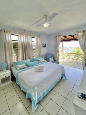 3 bedrooms, desk, iron/ironing board, travel crib