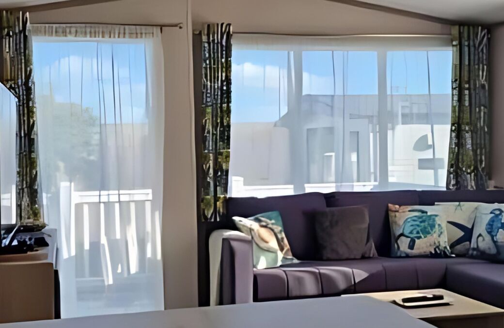 Mobile Home, 2 Bedrooms (Hollibobs) | Individually furnished, free wired Internet, bed sheets