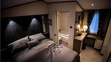 Individually furnished, free wired Internet, bed sheets