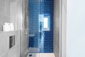 Signature Apartment | Bathroom - VESTO Bermondsey (London)