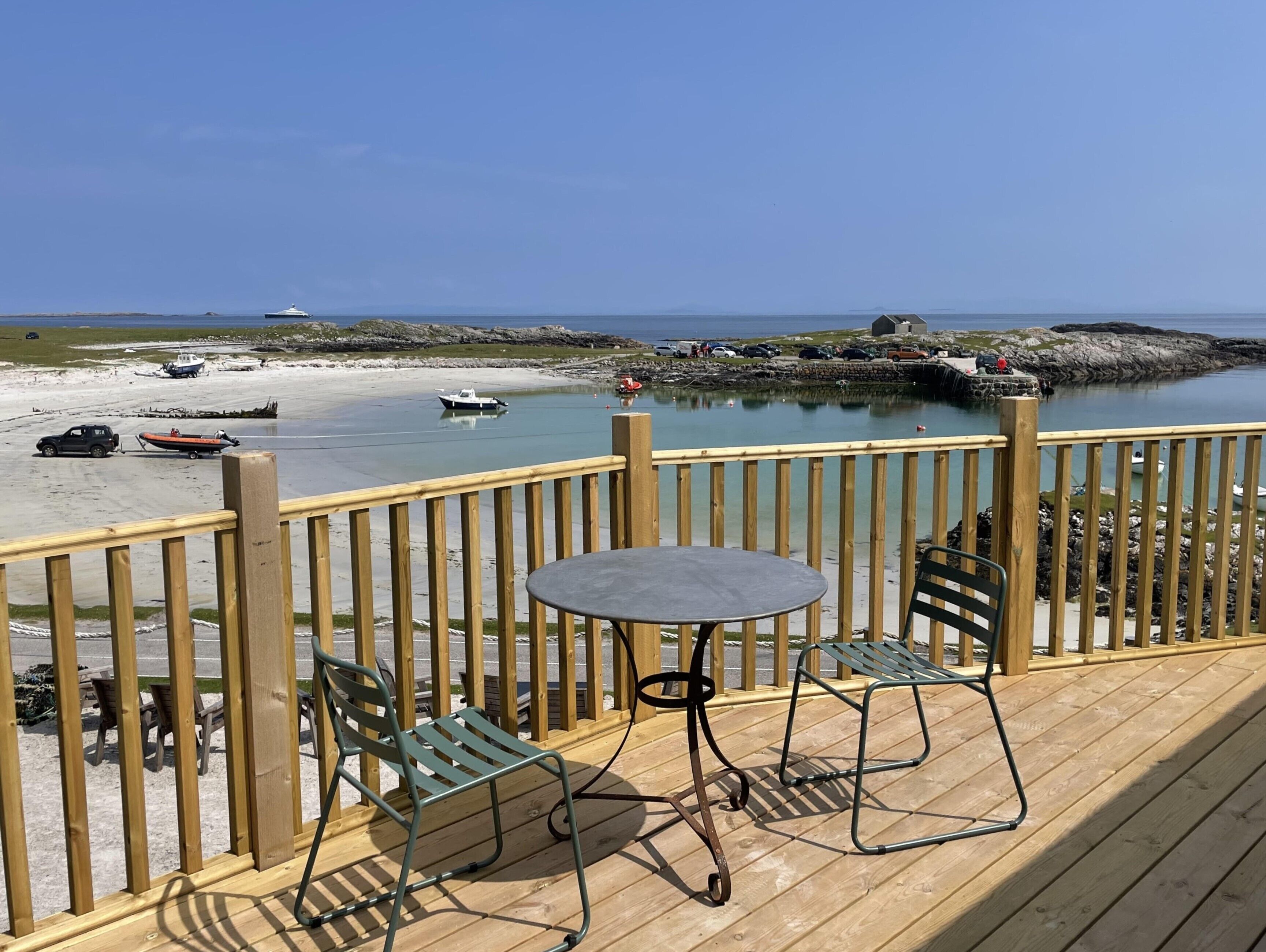 Suite, Ensuite, Sea View (Balcony) | Bed sheets