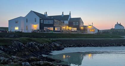 Scarinish Beach Hotel