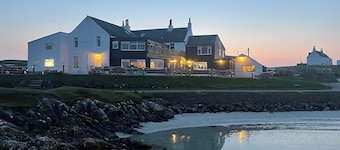 Scarinish Beach Hotel