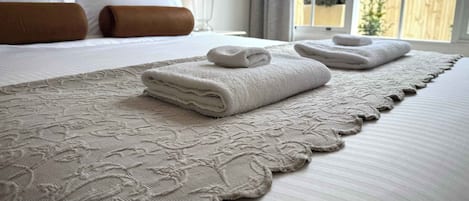 Fer et planche à repasser, Wi-Fi, draps fournis