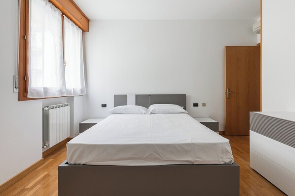 Condo, Balcony | Iron/ironing board, free WiFi - Bologna Modern Apartment by Wonderful Italy (Bologna)