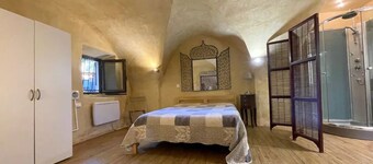 Gîte Les Voûtes - A haven of peace in a jewel of Provence