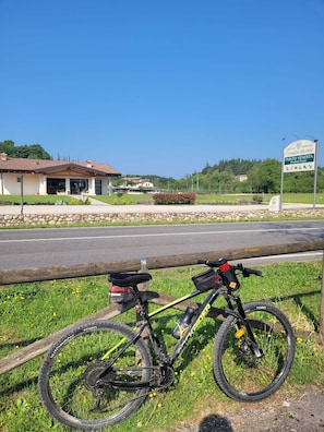 Bicycling - Locanda Cà del Ponte (Costermano sul Garda)