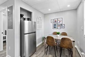 Interior - Modern Comfort in Walkerville | 2BR + WiFi + Parking (Windsor)