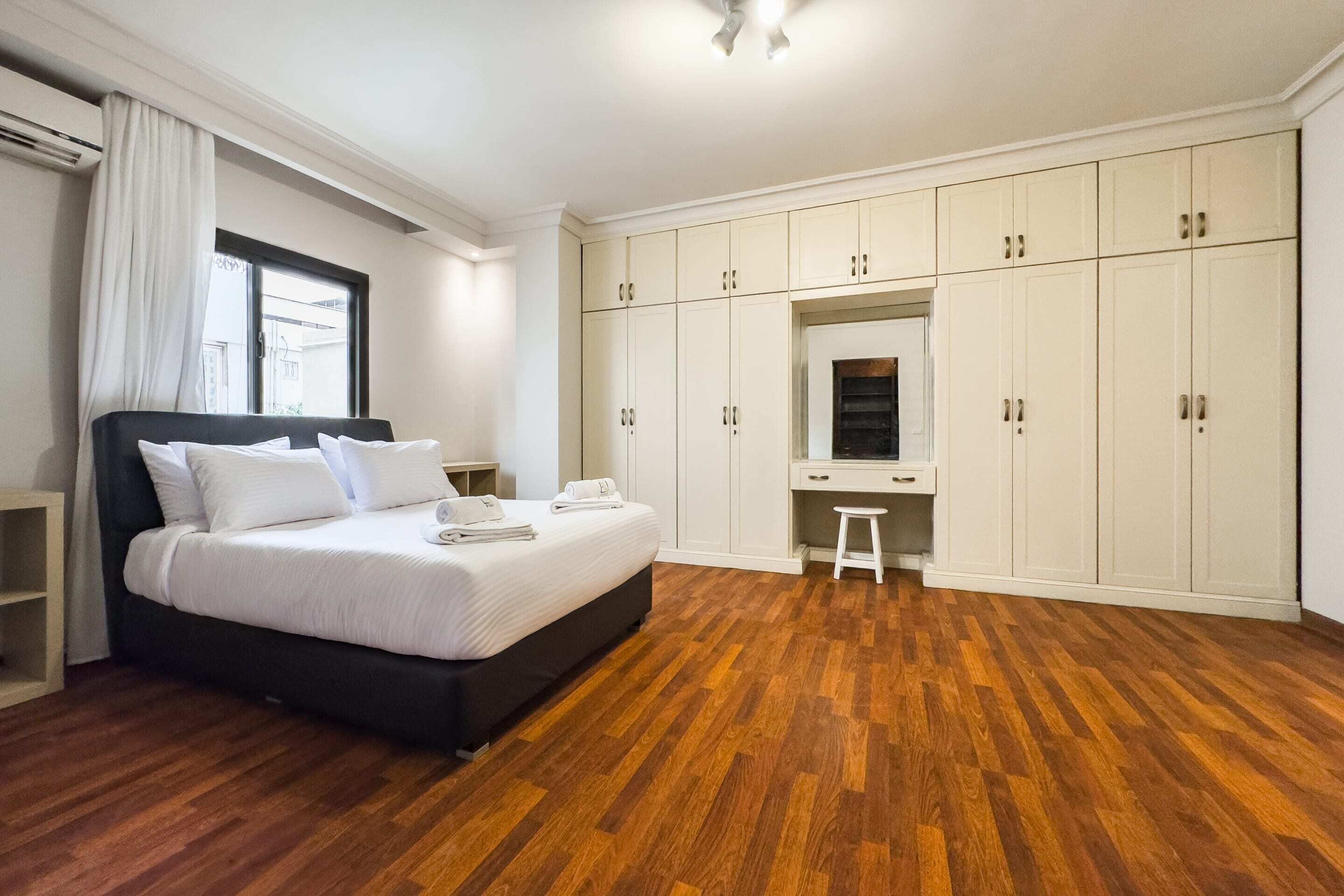 Apartamento básico | 2 quartos, ferros/tábuas de passar roupa, roupa de cama