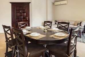 Apartemen Basic | Tempat makan