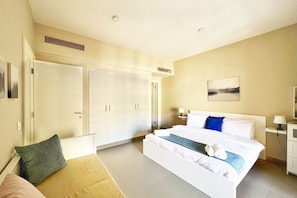 Apartamento básico | 1 quarto, ferros/tábuas de passar roupa, roupa de cama