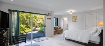Garden Suite near Jericho Beach