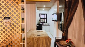 Unclassified image, 3 of 47, button - Room-cozy Naga Escape With Wifi & Netfli (Naga)