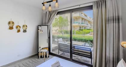 Refreshed & Uplifted 2 BDR @ G Cribs