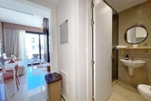 The Snuggly Studio @ G Cribs El Gouna (B16-F13) | Bathroom | Eco-friendly toiletries, hair dryer, towels, soap - Refreshed & Uplifted 2 BDR @ G Cribs (El Gouna)