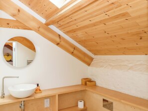 Shower - Dolphin Cottage (Brixham)