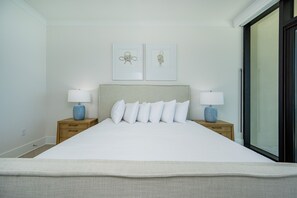 Condo, 3 Bedrooms