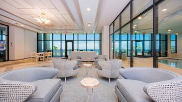 Condo, 4 quartos | Parte interna